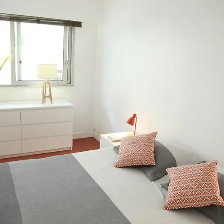 Quiet And Modern Near Bastille * Parigi