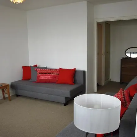 Quiet And Modern Near Bastille Parigi