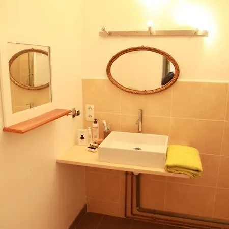 Appartamento Quiet And Modern Near Bastille Parigi